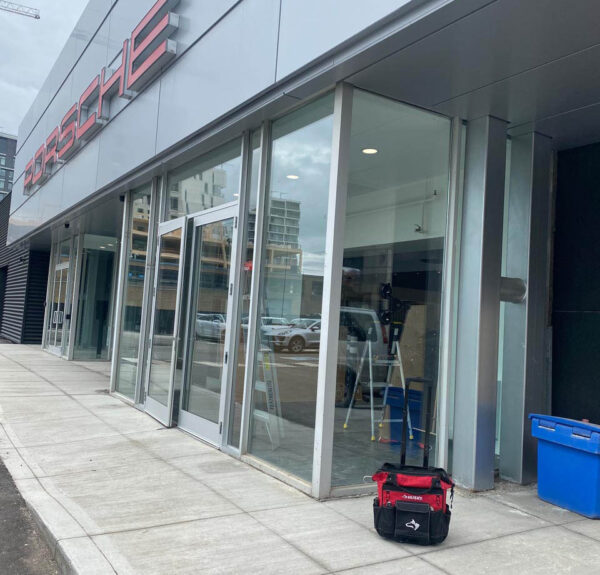 commercial-glass-replacement-in-vaughan